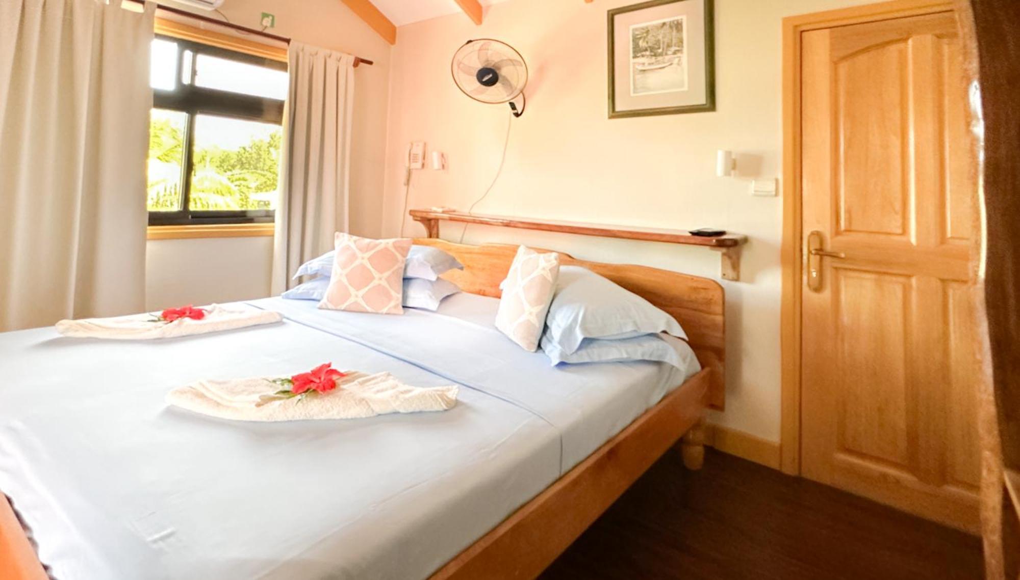 Bwaver Cottage La Digue Exterior foto